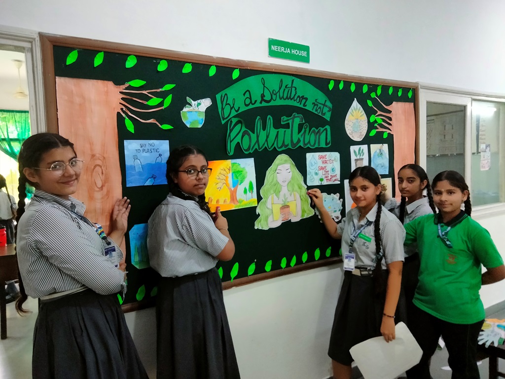 Inter House Board Decoration Activity